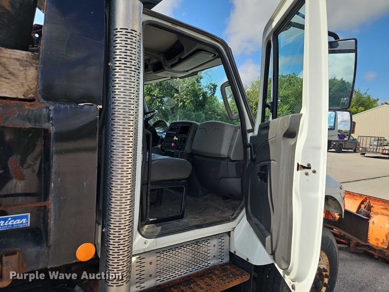 image for item EO4634 2013 International WorkStar 7400 dump truck