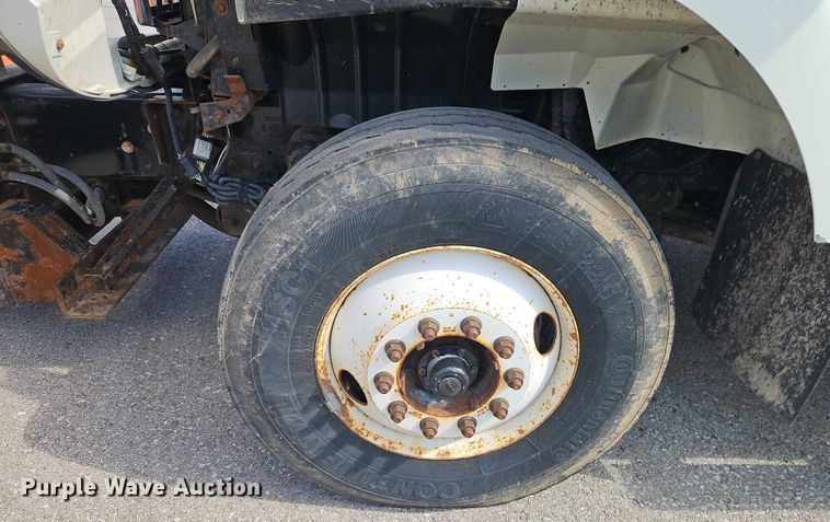 image for item EO4634 2013 International WorkStar 7400 dump truck