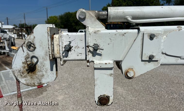 image for item ET3011 2002 S.D.P Manufacturing EZ Hauler 2500 mini digger derrick