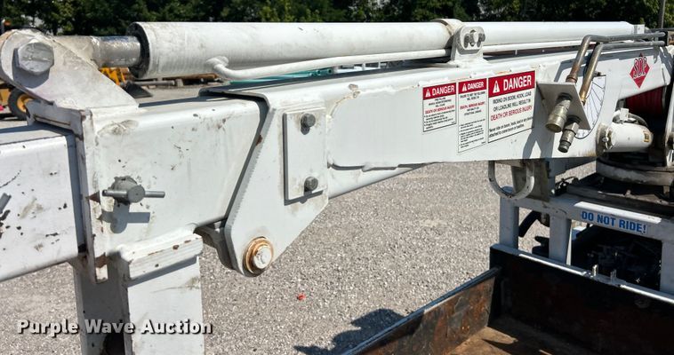 image for item ET3011 2002 S.D.P Manufacturing EZ Hauler 2500 mini digger derrick