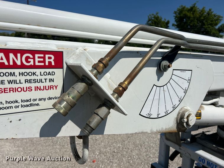 image for item ET3011 2002 S.D.P Manufacturing EZ Hauler 2500 mini digger derrick