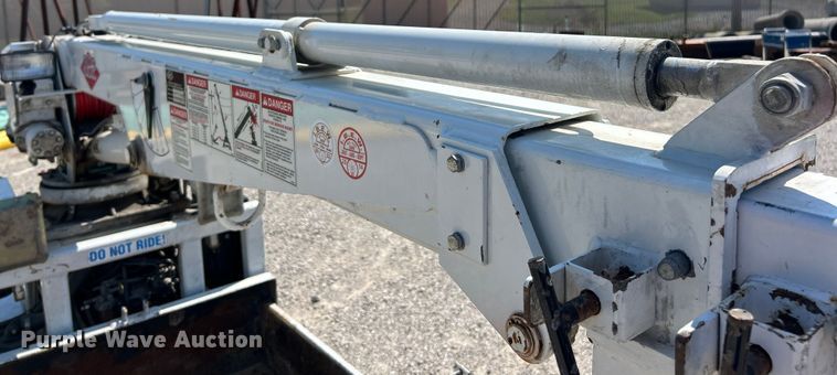 image for item ET3011 2002 S.D.P Manufacturing EZ Hauler 2500 mini digger derrick