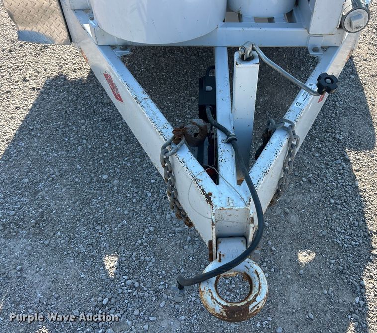 image for item ET3011 2002 S.D.P Manufacturing EZ Hauler 2500 mini digger derrick