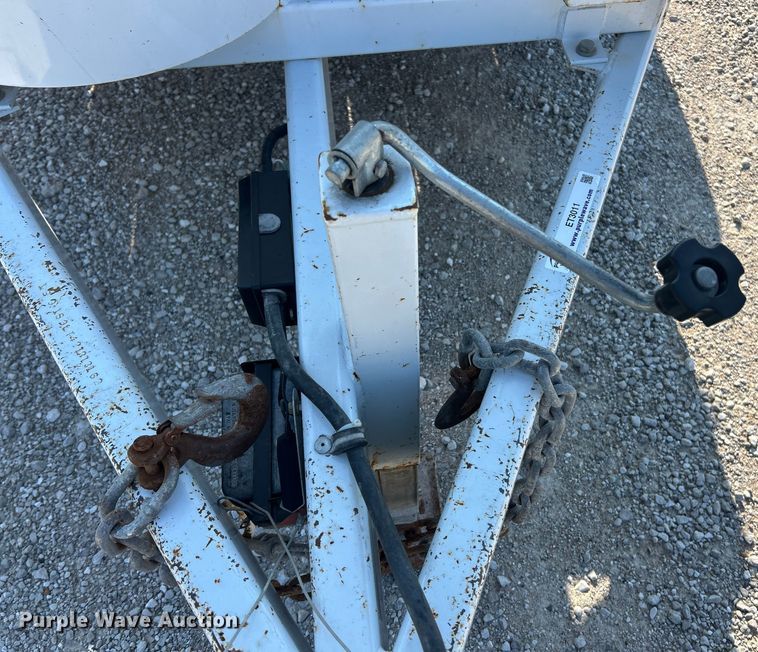 image for item ET3011 2002 S.D.P Manufacturing EZ Hauler 2500 mini digger derrick