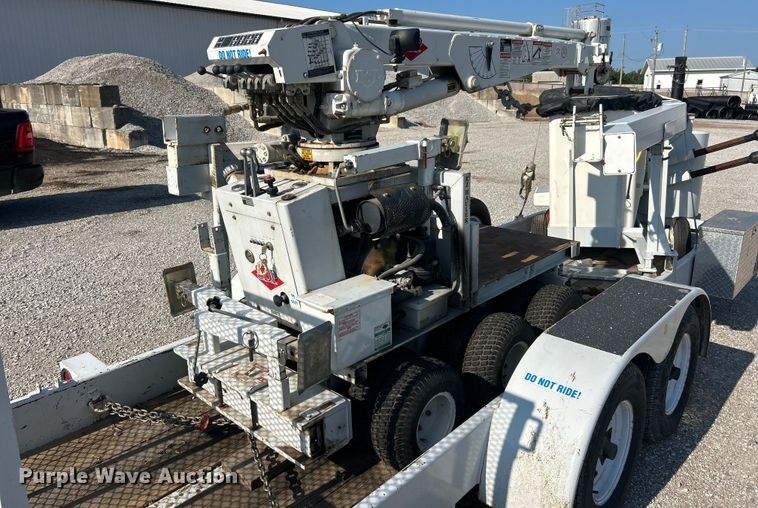 image for item ET3011 2002 S.D.P Manufacturing EZ Hauler 2500 mini digger derrick