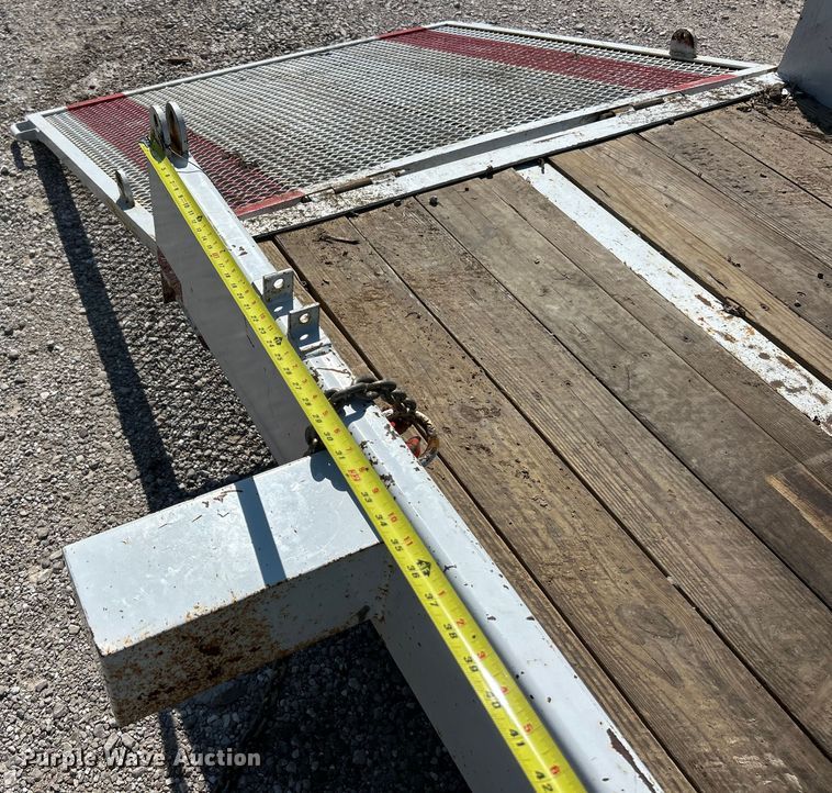 image for item ET3011 2002 S.D.P Manufacturing EZ Hauler 2500 mini digger derrick