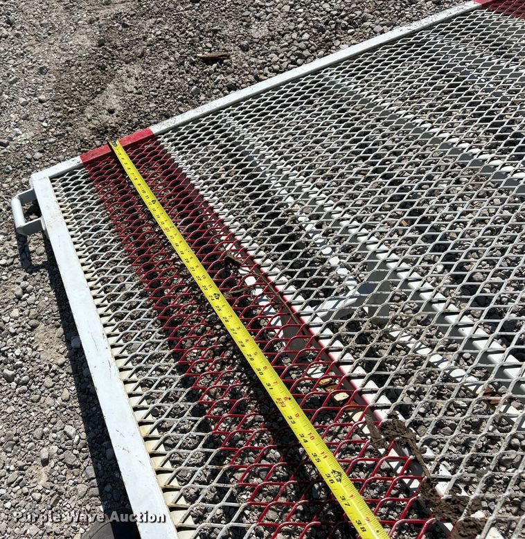 image for item ET3011 2002 S.D.P Manufacturing EZ Hauler 2500 mini digger derrick