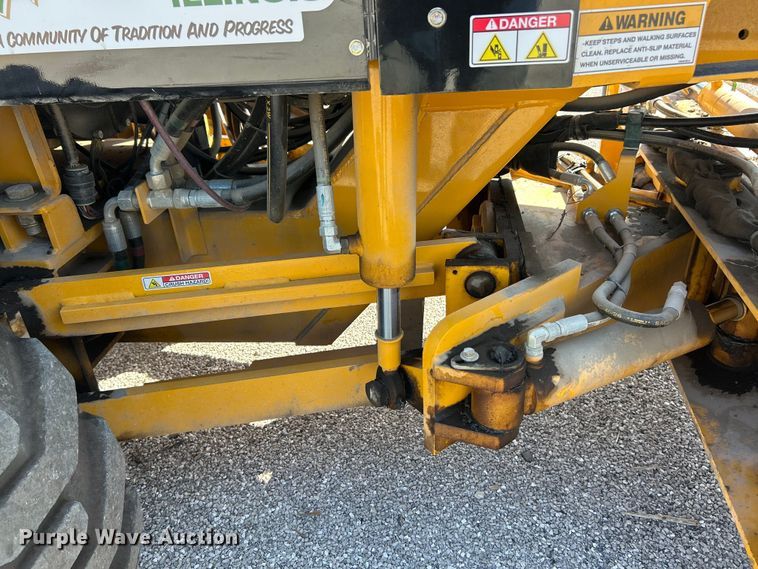 image for item ET3012 2016 Mauldin M413XT maintainer