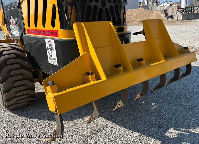 image for item ET3012 2016 Mauldin M413XT maintainer