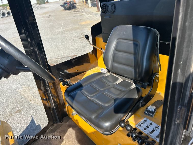 image for item ET3012 2016 Mauldin M413XT maintainer