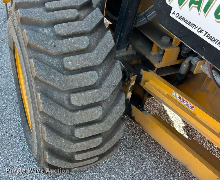 image for item ET3012 2016 Mauldin M413XT maintainer