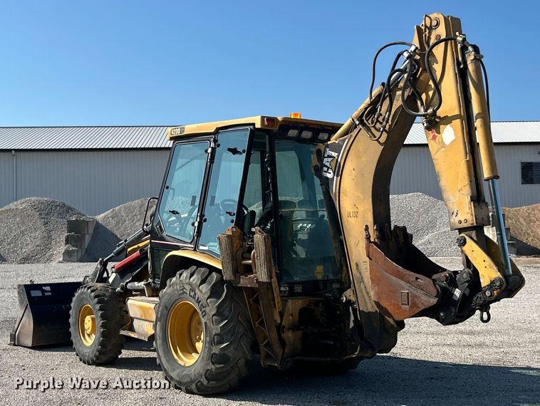 image for item ET3013 2003 Caterpillar 420D backhoe