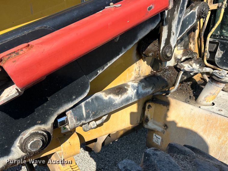 image for item ET3013 2003 Caterpillar 420D backhoe