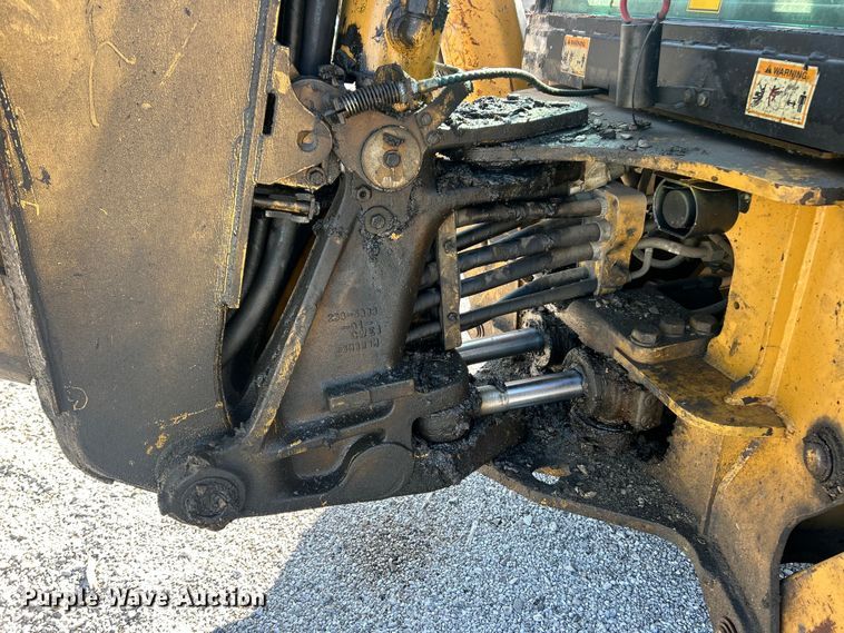 image for item ET3013 2003 Caterpillar 420D backhoe