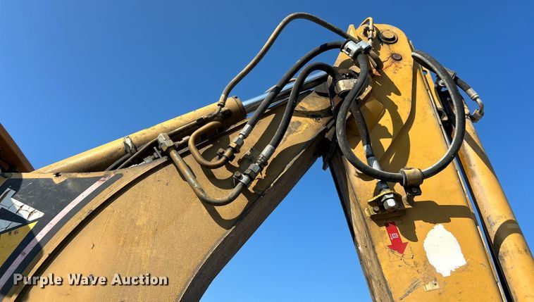 image for item ET3013 2003 Caterpillar 420D backhoe