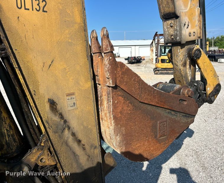 image for item ET3013 2003 Caterpillar 420D backhoe
