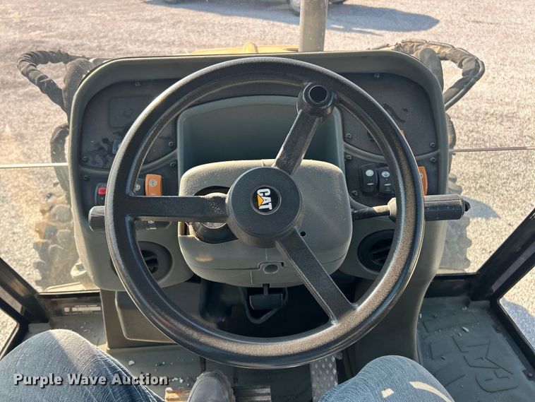 image for item ET3013 2003 Caterpillar 420D backhoe