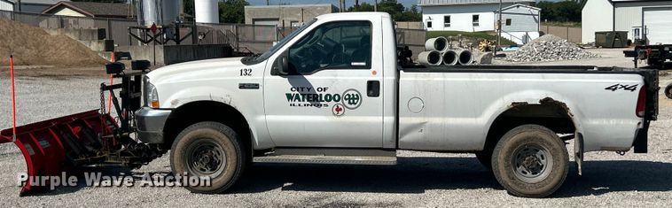 image for item ET3014 2003 Ford F250 Super Duty XL pickup truck