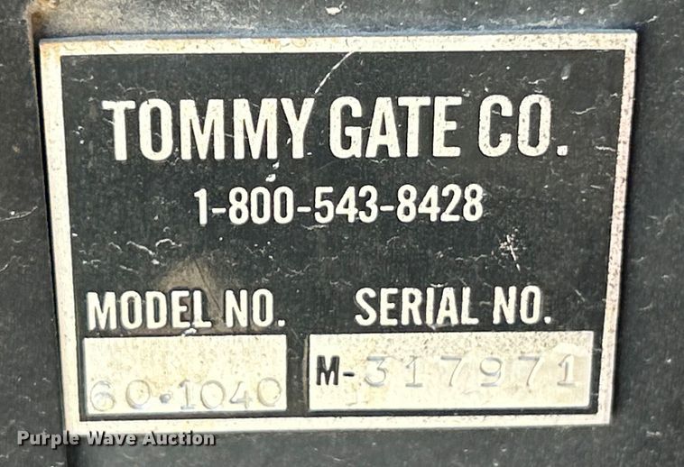 image for item ET3014 2003 Ford F250 Super Duty XL pickup truck