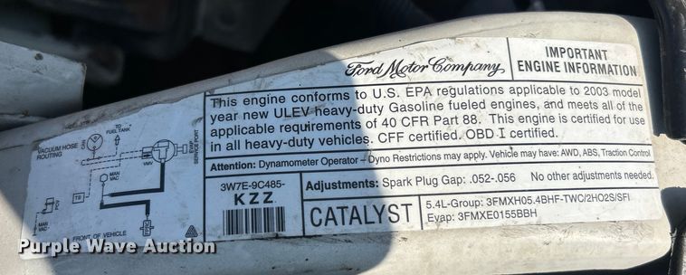 image for item ET3014 2003 Ford F250 Super Duty XL pickup truck