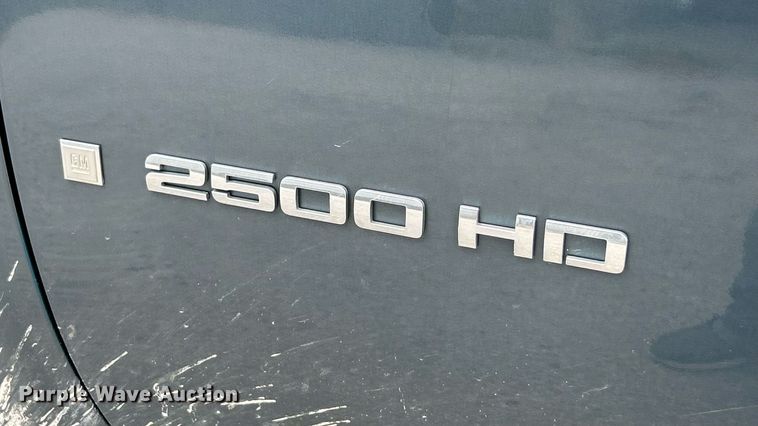 image for item ET3033 2007 Chevrolet Silverado 2500HD pickup truck