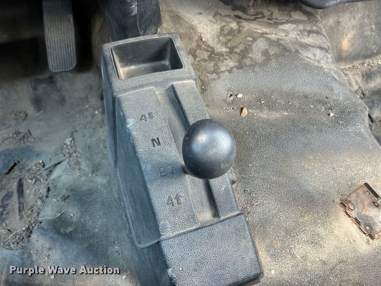 image for item ET3033 2007 Chevrolet Silverado 2500HD pickup truck