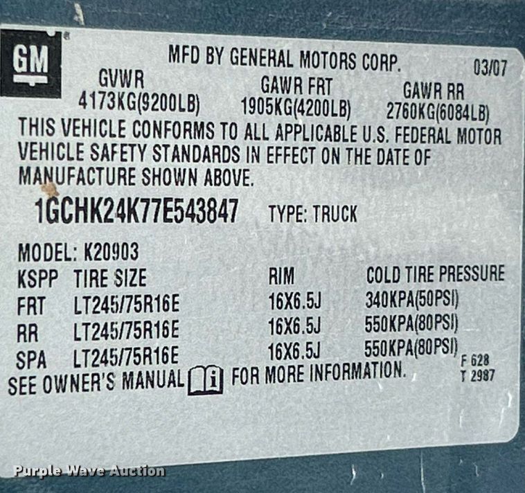 image for item ET3033 2007 Chevrolet Silverado 2500HD pickup truck