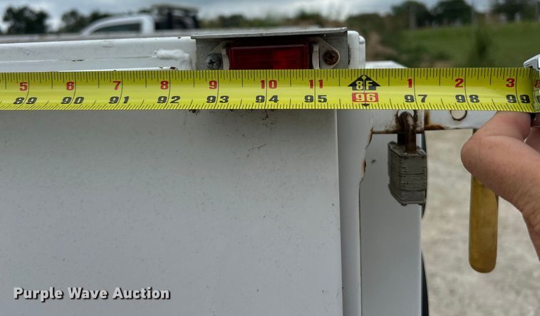 image for item ET3068 2008 Ford F250 Super Duty XL utility bed pickup truck