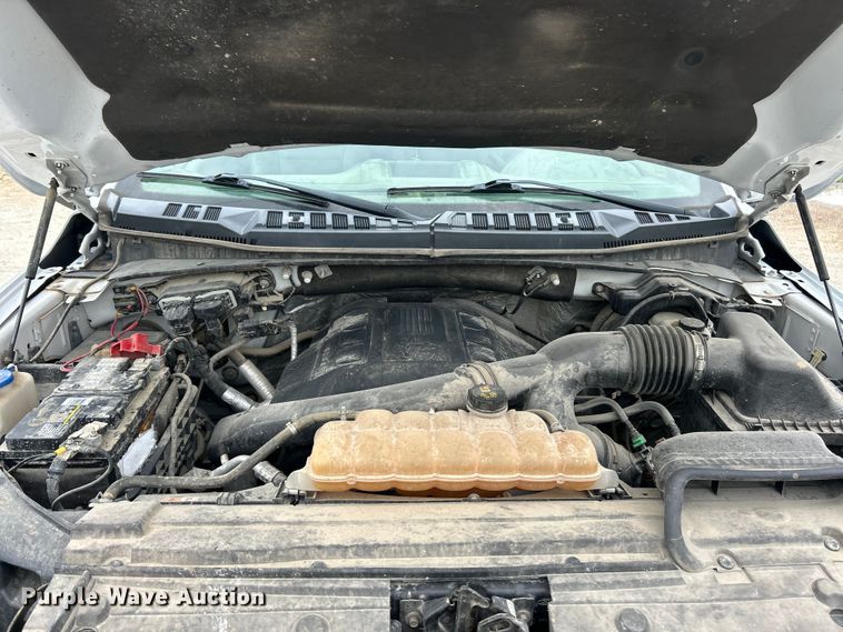 image for item ET3070 2016 Ford F150 XL pickup truck