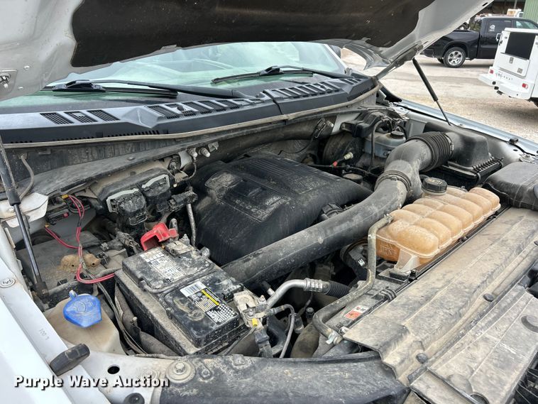 image for item ET3070 2016 Ford F150 XL pickup truck