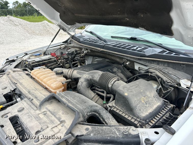 image for item ET3070 2016 Ford F150 XL pickup truck