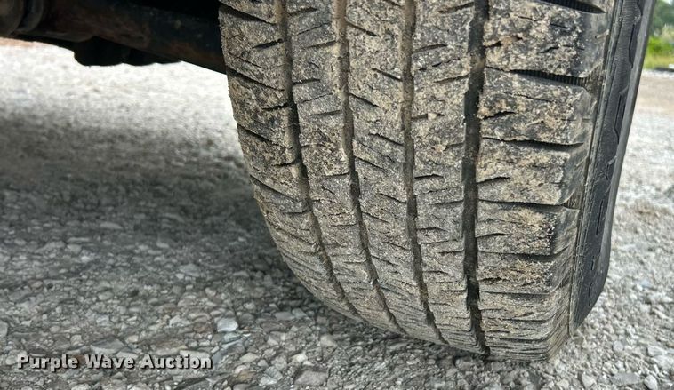 image for item ET3070 2016 Ford F150 XL pickup truck