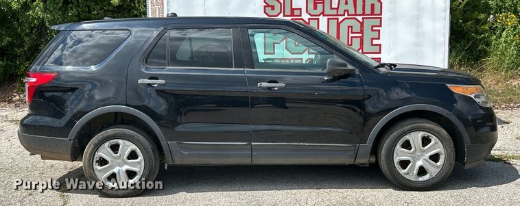 image for item ET3074 2013 Ford Explorer Police Interceptor SUV