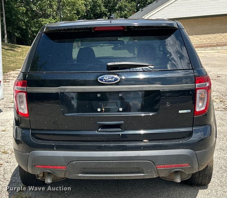 image for item ET3074 2013 Ford Explorer Police Interceptor SUV