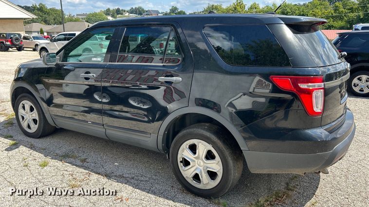 image for item ET3074 2013 Ford Explorer Police Interceptor SUV