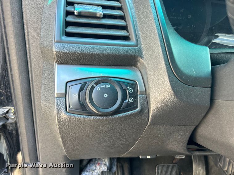 image for item ET3074 2013 Ford Explorer Police Interceptor SUV