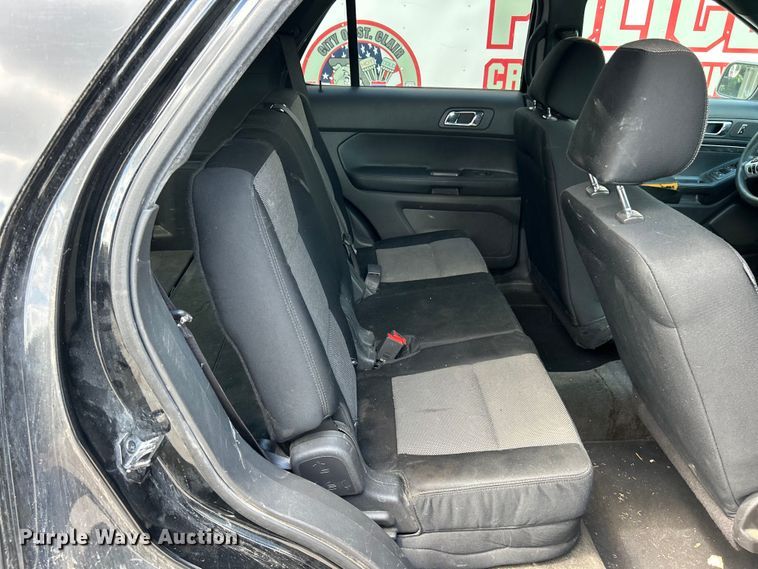 image for item ET3074 2013 Ford Explorer Police Interceptor SUV