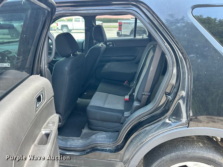 image for item ET3074 2013 Ford Explorer Police Interceptor SUV