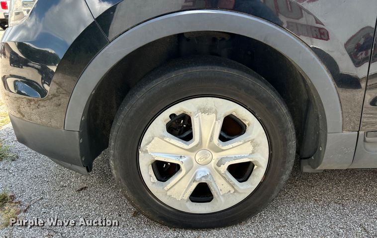 image for item ET3074 2013 Ford Explorer Police Interceptor SUV