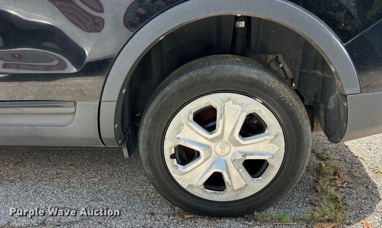 image for item ET3074 2013 Ford Explorer Police Interceptor SUV