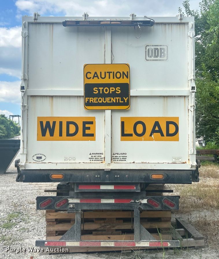 image for item ET3076 ODB SSL300S25 leaf vacuum truck bed