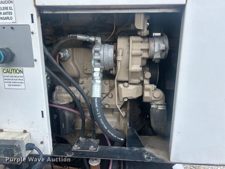 image for item ET3076 ODB SSL300S25 leaf vacuum truck bed