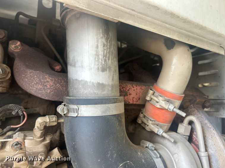 image for item ET3076 ODB SSL300S25 leaf vacuum truck bed