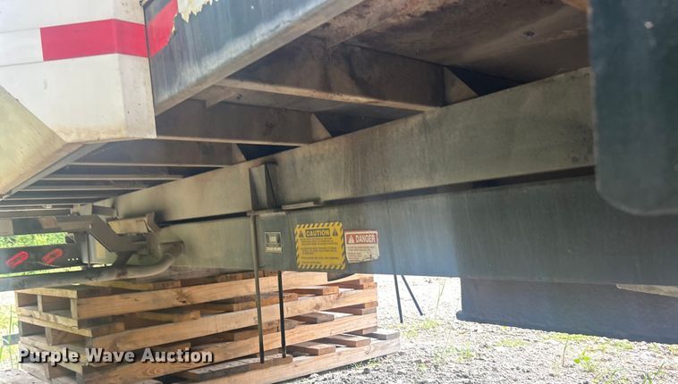 image for item ET3076 ODB SSL300S25 leaf vacuum truck bed