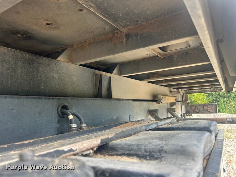 image for item ET3076 ODB SSL300S25 leaf vacuum truck bed