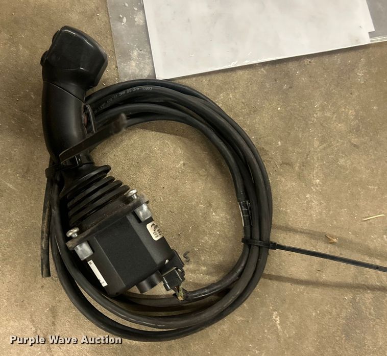 image for item ET3076 ODB SSL300S25 leaf vacuum truck bed