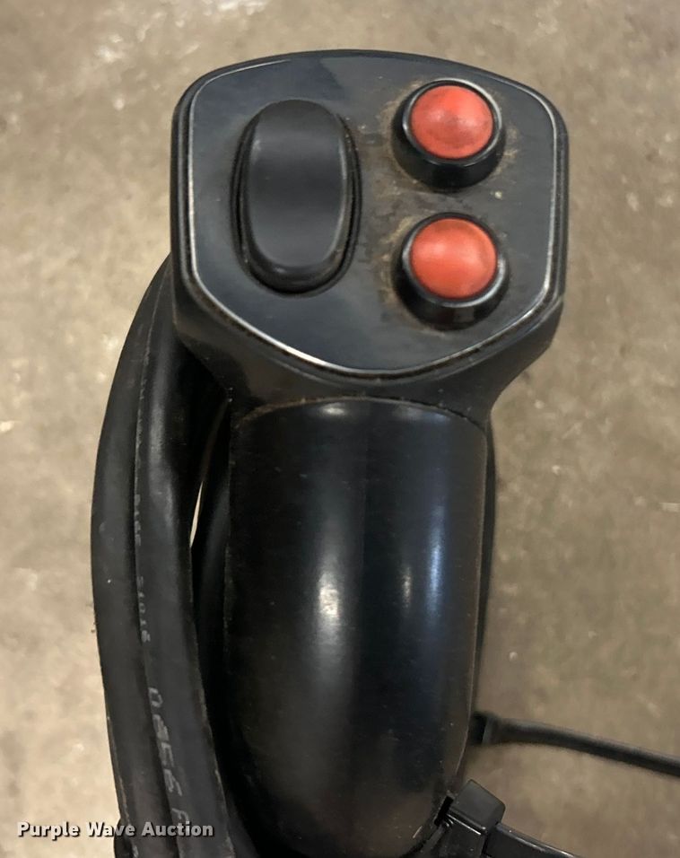 image for item ET3076 ODB SSL300S25 leaf vacuum truck bed