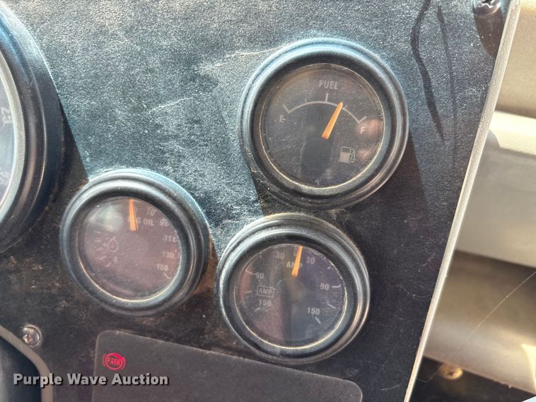 image for item EU0021 2006 Blue Bird Vision school bus