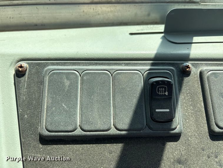 image for item EU0021 2006 Blue Bird Vision school bus