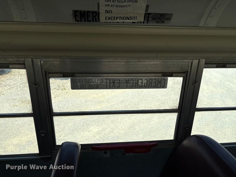 image for item EU0021 2006 Blue Bird Vision school bus